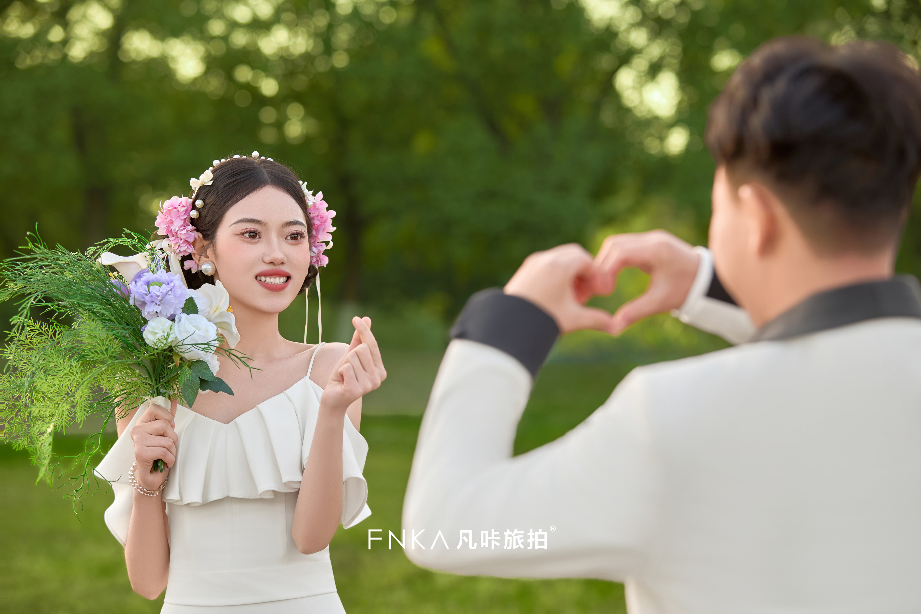 客片-草坪婚纱照1
