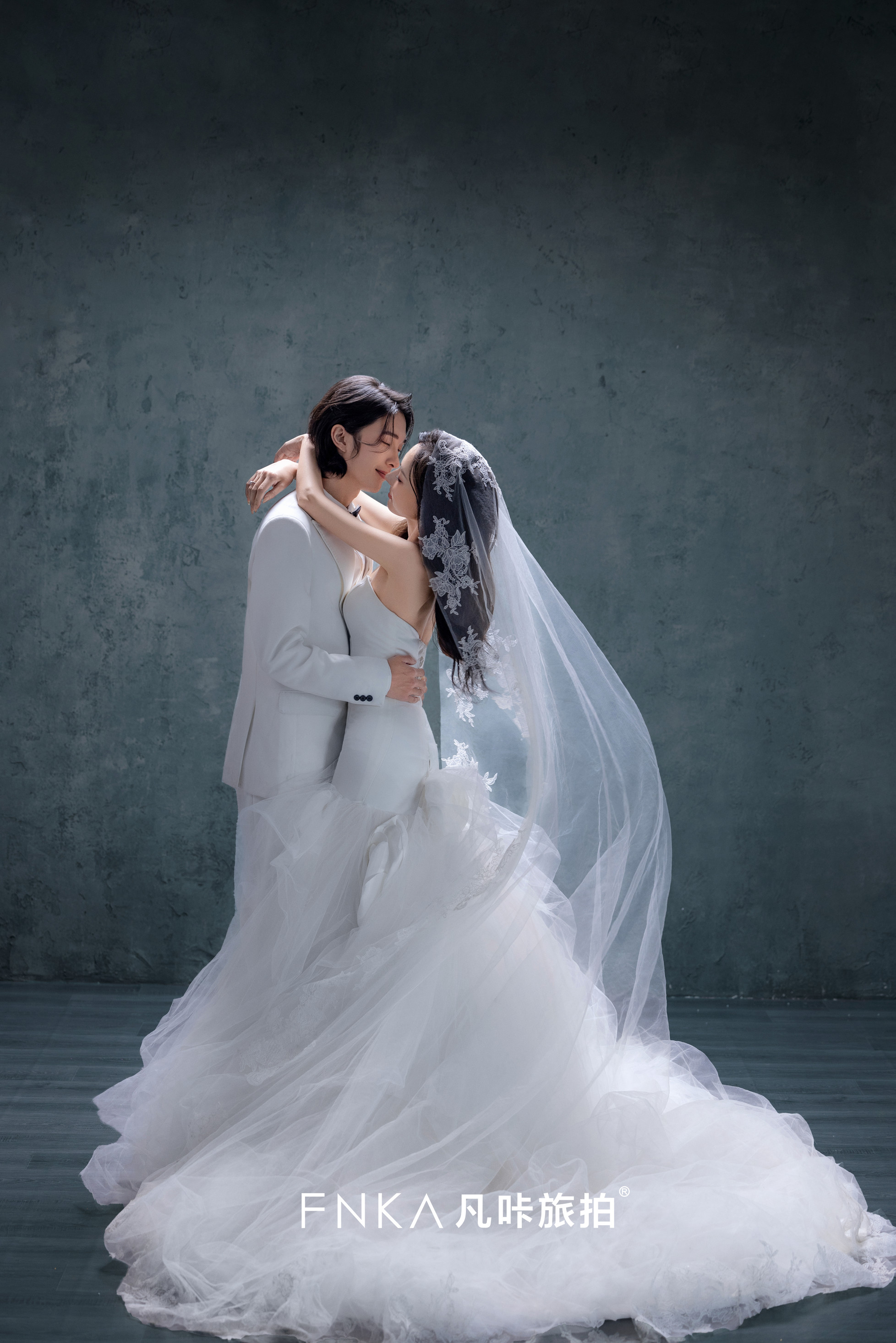 侘寂风婚纱照6
