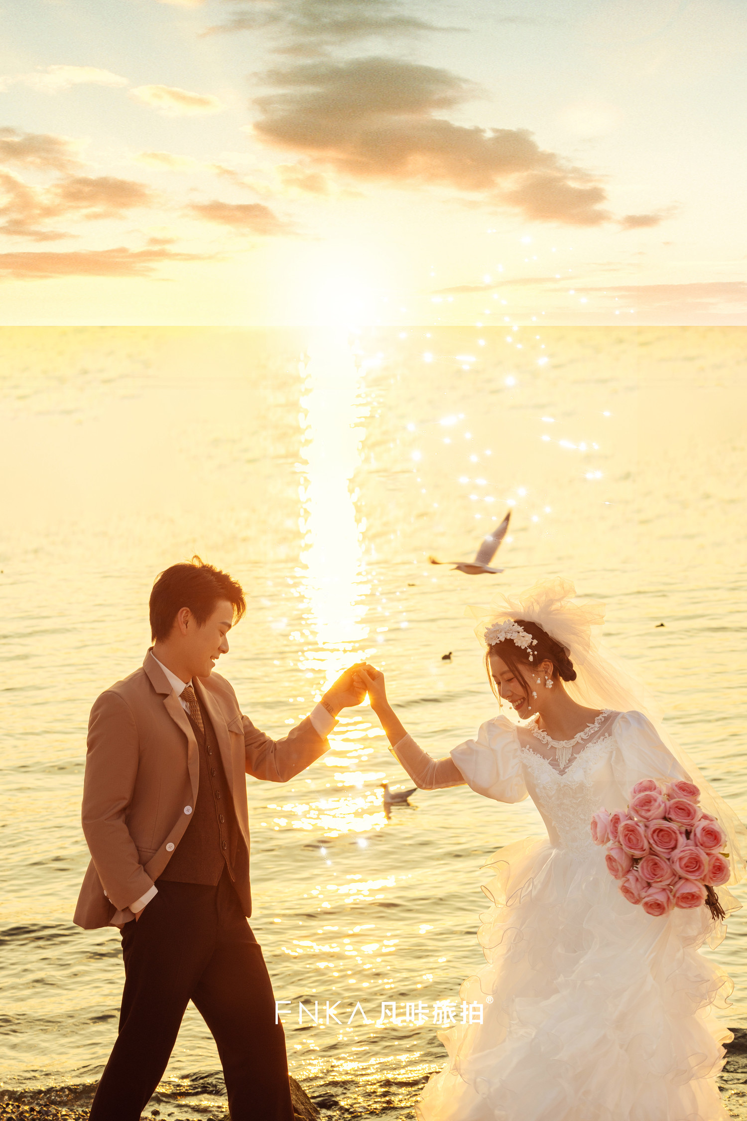 客片-夕阳洱海婚纱照0