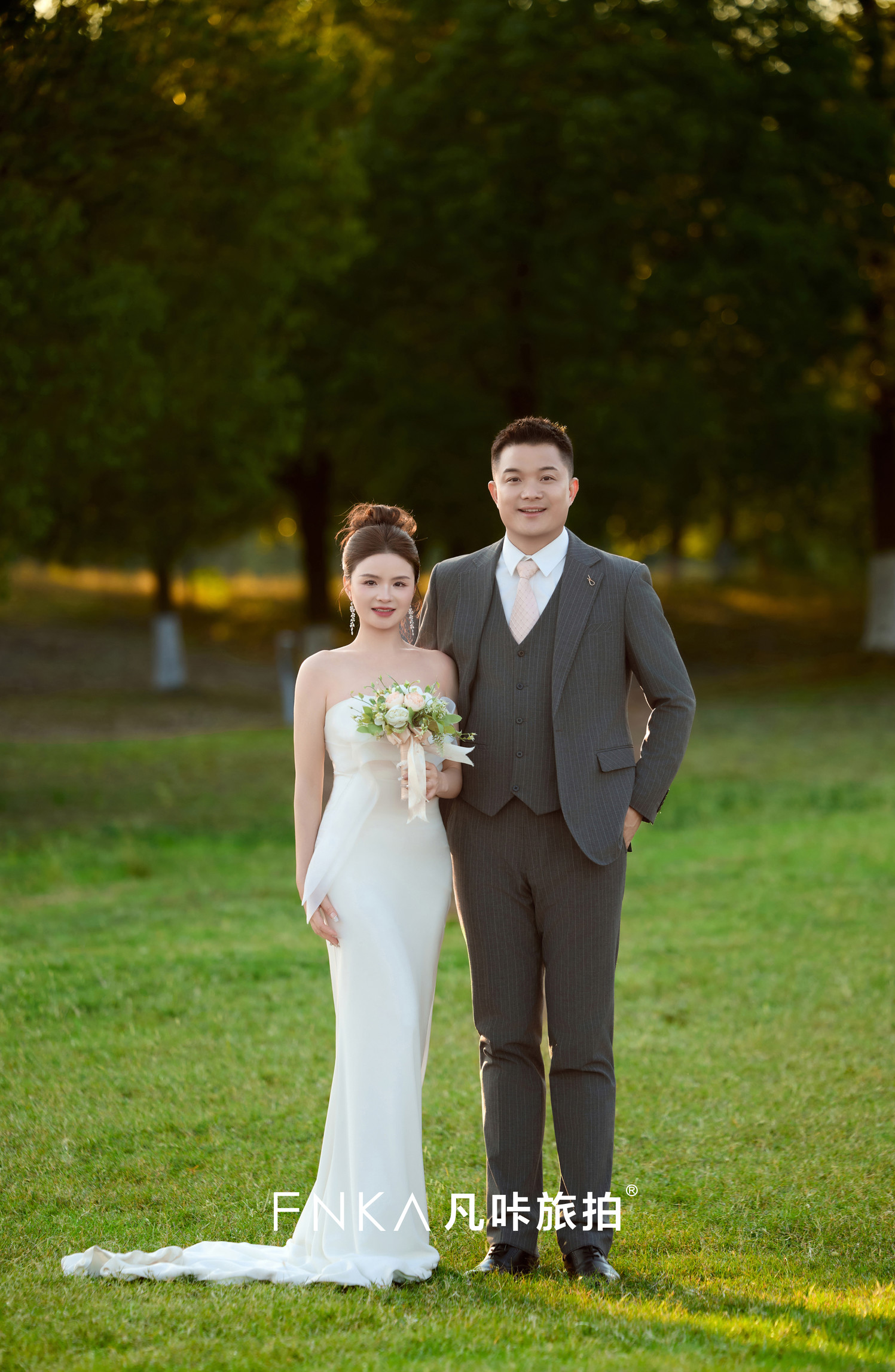 客片-草坪婚纱照2